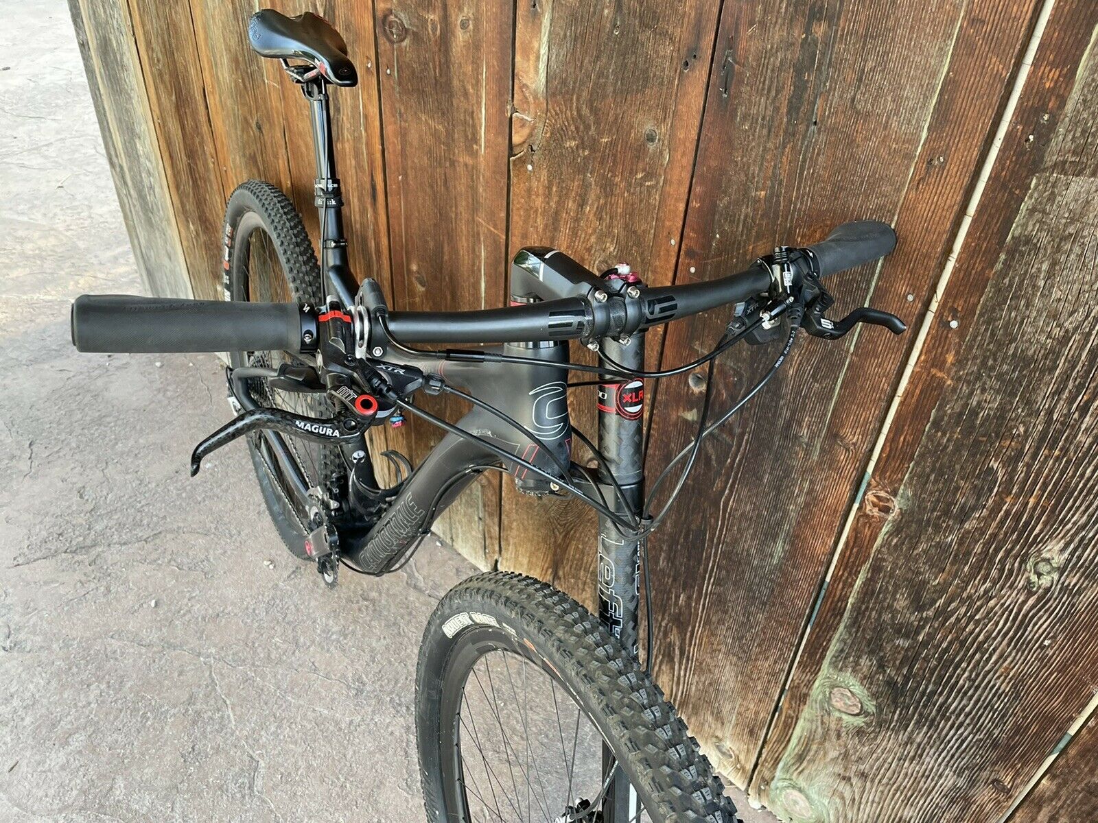 Cannondale Scalpel Ultimate carbon race bike - Fresh Stock Dated December 2025