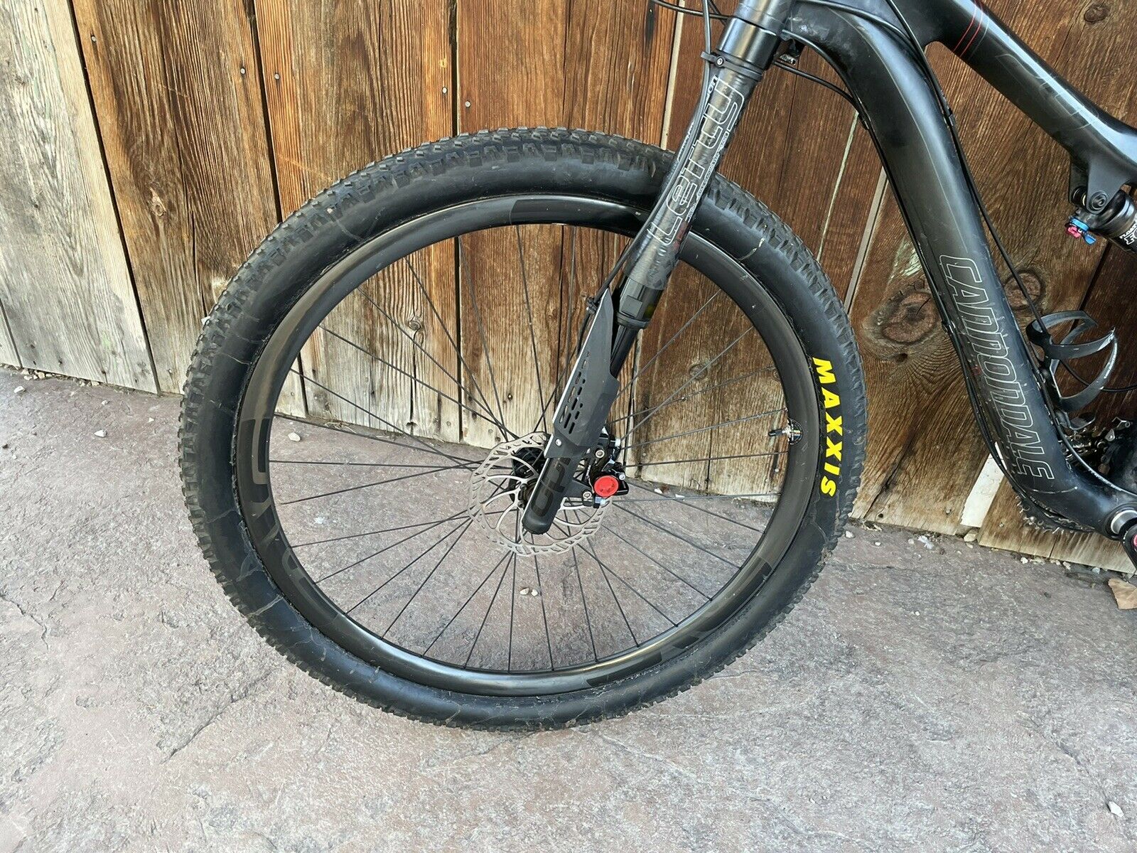 Cannondale Scalpel Ultimate carbon race bike - Fresh Stock Dated December 2025