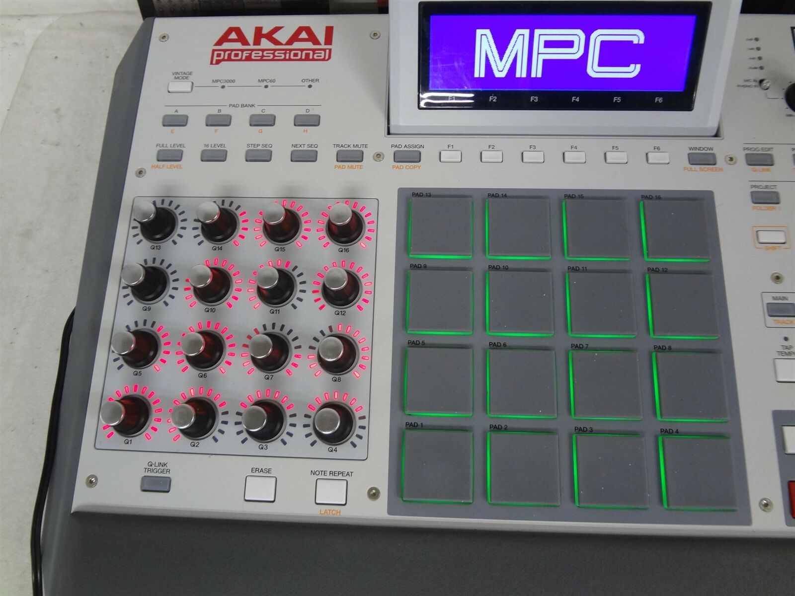 Akai MPC Renaissance PC/Mac USB MIDI Music Production Controller No Software - Fresh Stock Dated December 2025