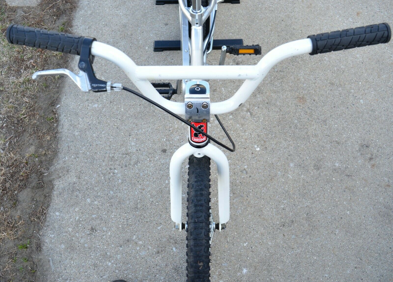 SPECIALIZED Riprock Coaster 16 Kids Bicycle (White / Gray) - Fresh Stock Dated January 2026