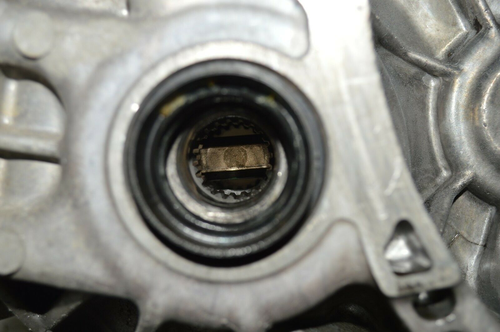 JDM 2003-2008 TOYOTA COROLLA MATRIX C60 5 SPEED MANUAL TRANSMISSION 1ZZ-FE 1.8L - Fresh Stock Dated December 2025