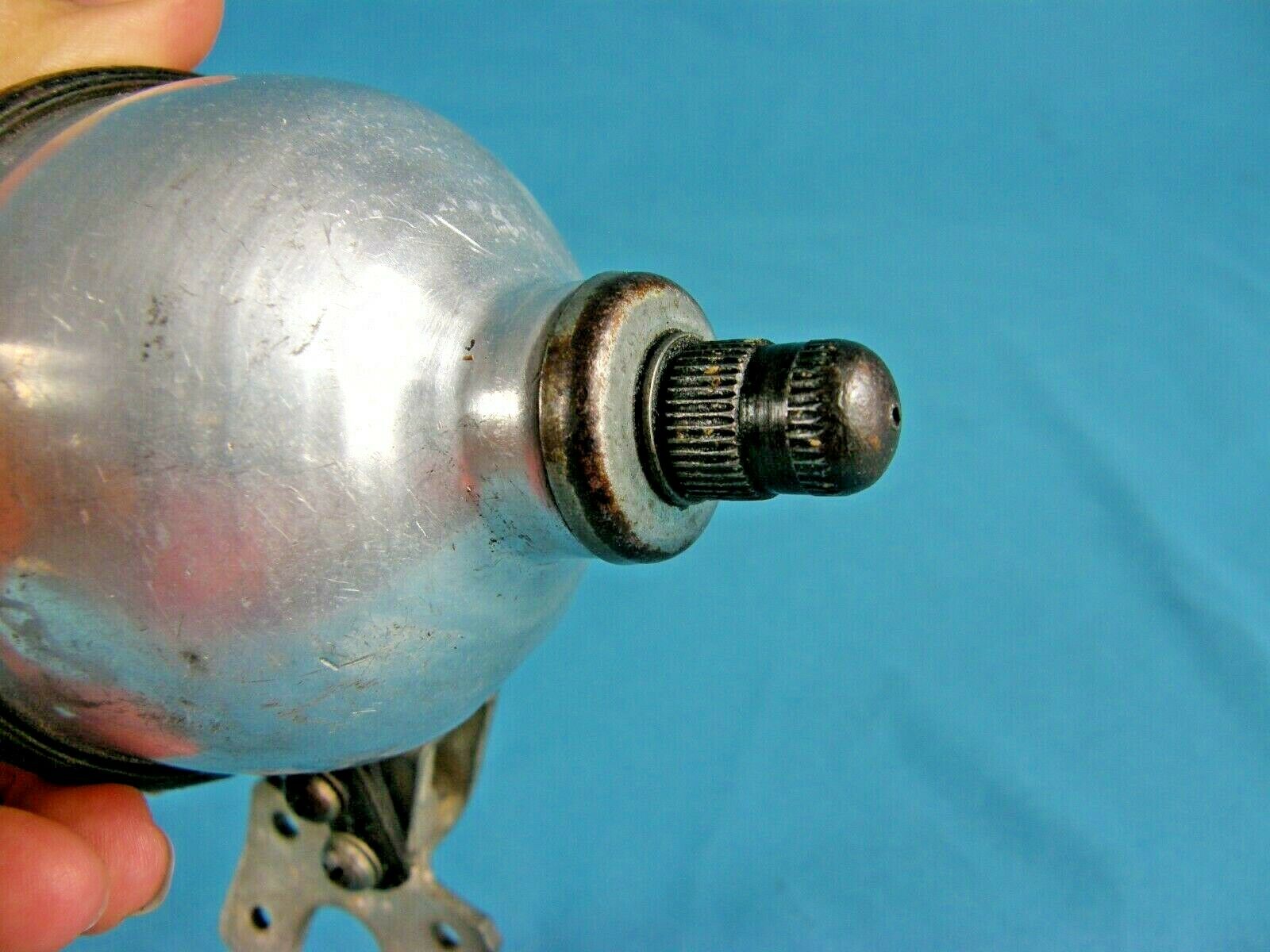 Vntg Persons Majestic MFG CO Worcester Mass Bicycle Siren w/Bracket & Chain USA - Fresh Stock Dated December 2025