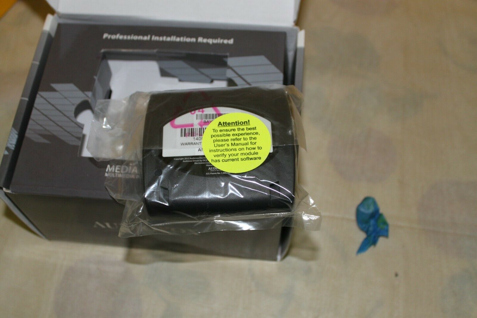 Audiovox AMBR-1501-AVW MediaBridge w/Bluetooth for Select Audi / VW' w BONUS - Fresh Stock Dated January 2026