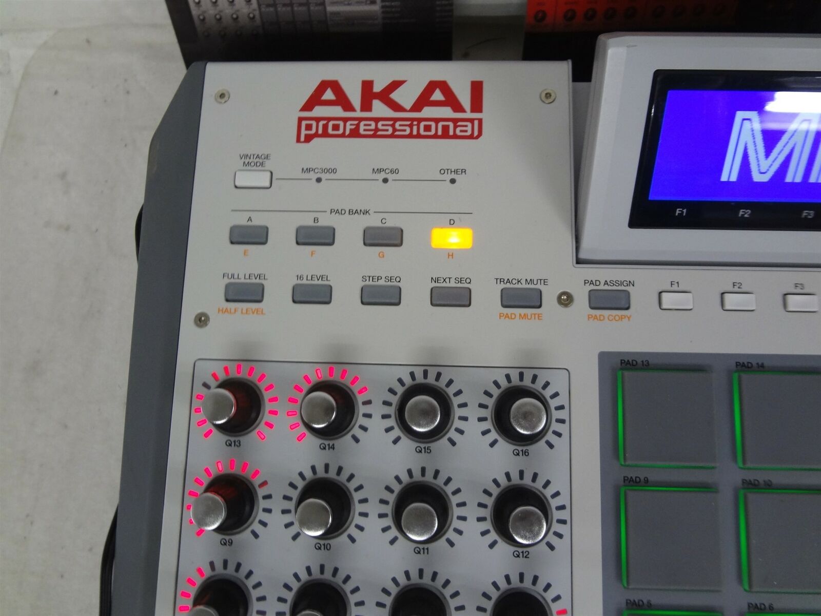 Akai MPC Renaissance PC/Mac USB MIDI Music Production Controller No Software - Fresh Stock Dated December 2025
