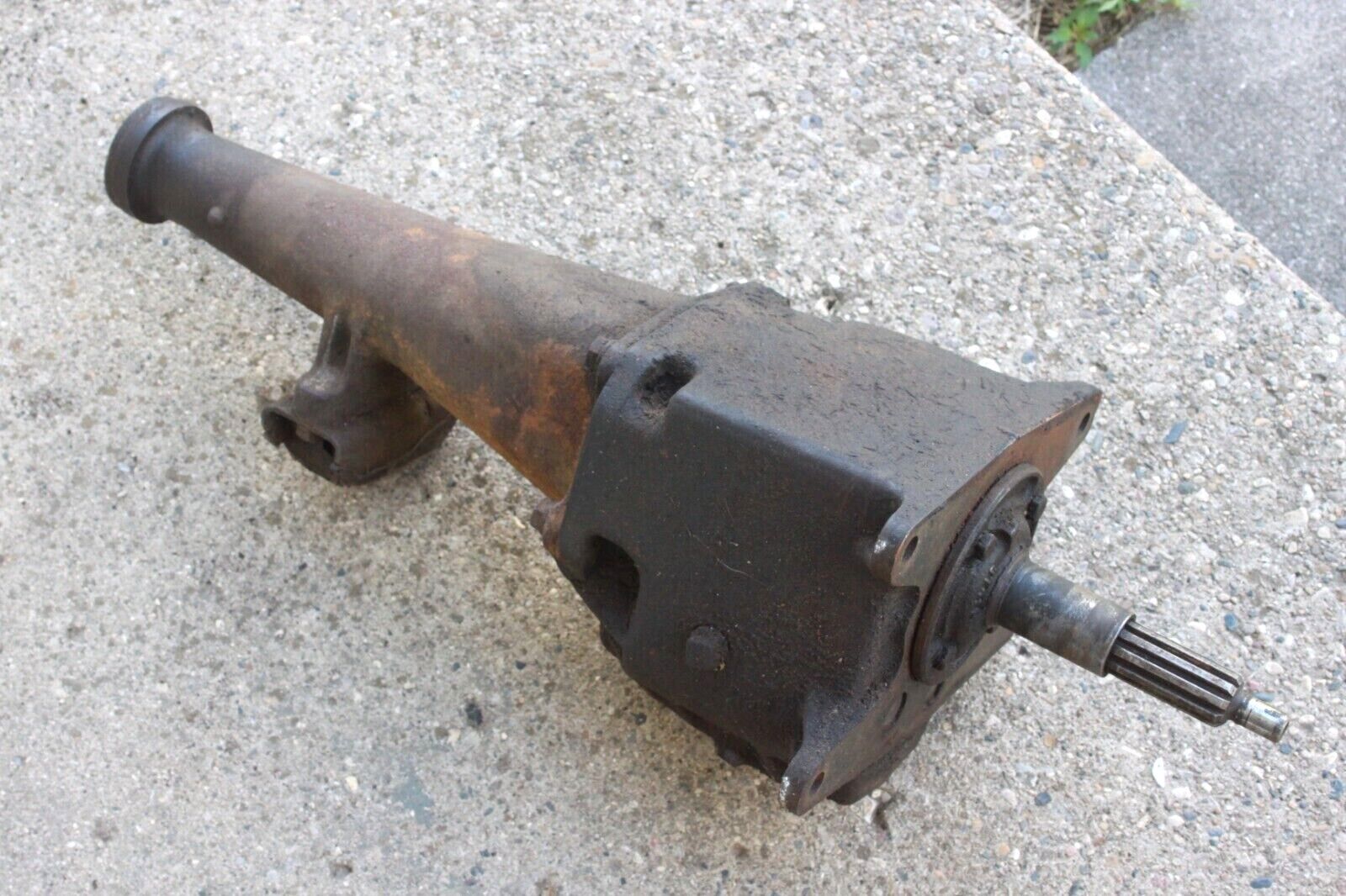 Original 1958-64 Chevrolet Saginaw 3-Speed Manual Transmission 3854726 3731911 - Fresh Stock Dated December 2025