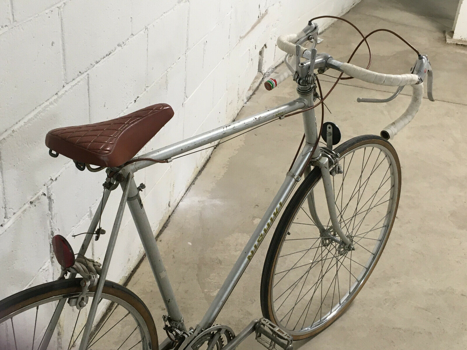 Nishiki Sport  61 cm Road Bike Silver READ - Fresh Stock Dated December 2025