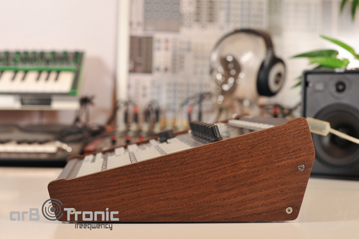 Native Instruments Maschine MK1 MK2 Real Wood Side Panel Wooden Stand - Fresh Stock Dated December 2025