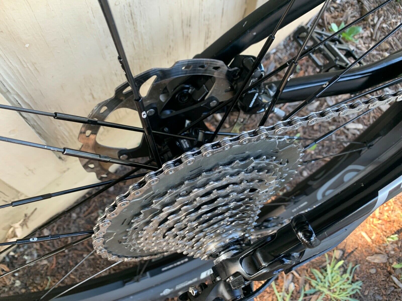 2018 Commencal Meta AM V4.2 Mountain Bike - Size Medium - Fresh Stock Dated December 2025