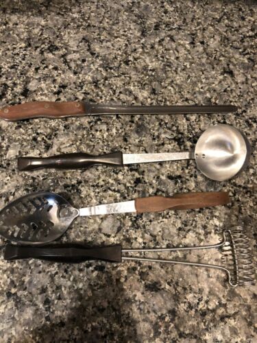 Cutco Lot of 17. Mixed Knives, Serving Forks, Spoons, Spatula.  Mixed Handles - Fresh Stock Dated January 2026