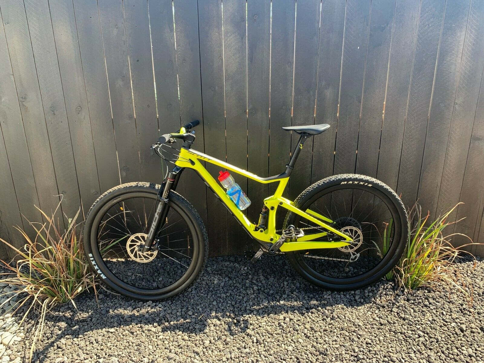 2021 SCOTT SPARK RC WORLD CUP - Fresh Stock Dated December 2025