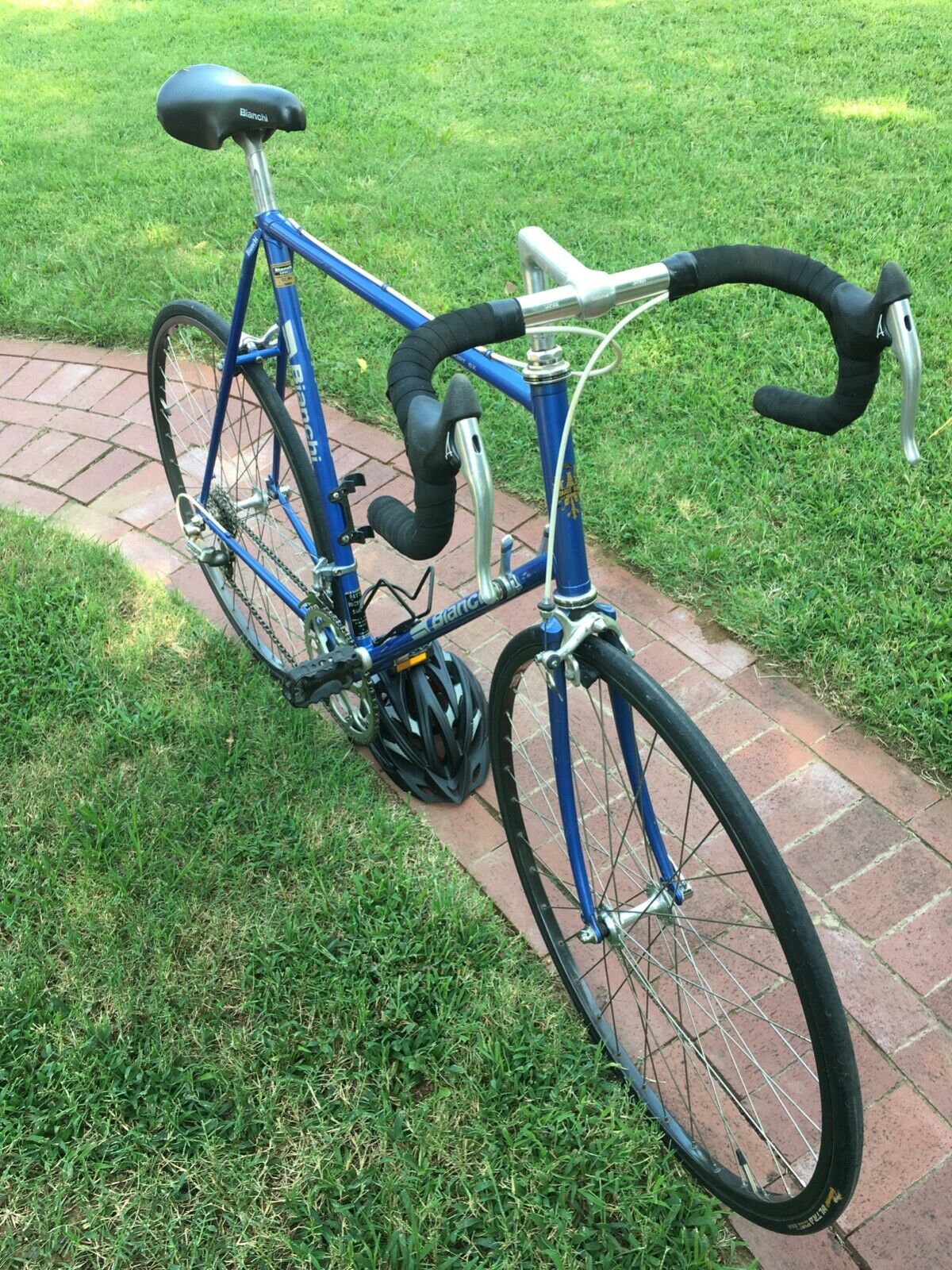 *Vintage Bianchi Sport SS Road Racing Bike, Excellent Metalic Blue Condition! - Fresh Stock Dated December 2025