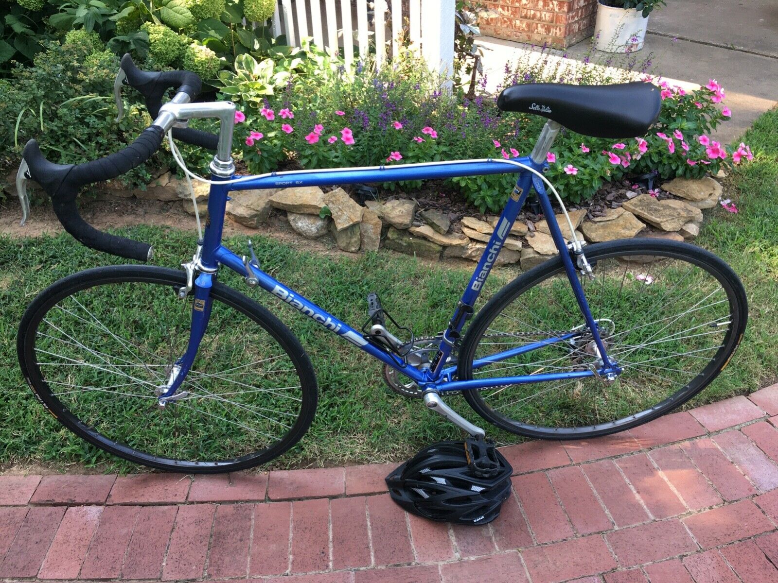 *Vintage Bianchi Sport SS Road Racing Bike, Excellent Metalic Blue Condition! - Fresh Stock Dated December 2025