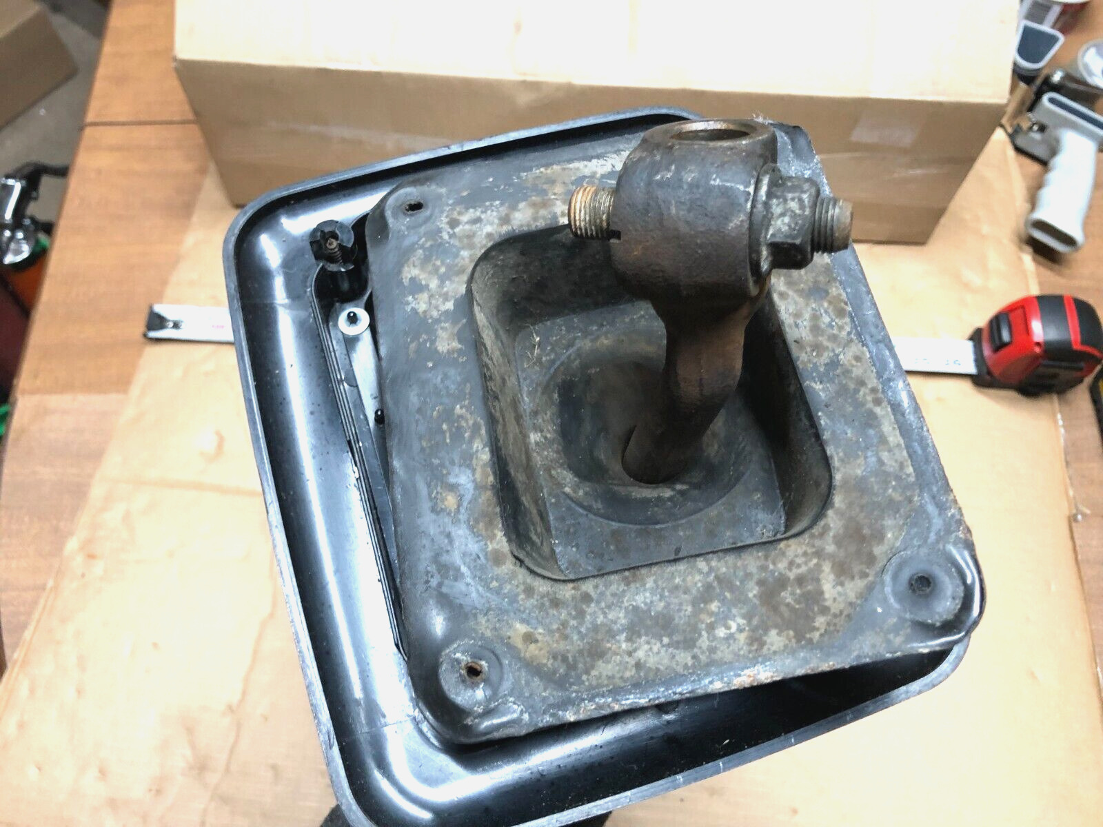 88-96 Ford F-150 5 Speed M5R2 M5OD-R2  SHIFT SHIFTER HANDLE Assembly 2WD 4x4 - Fresh Stock Dated December 2025