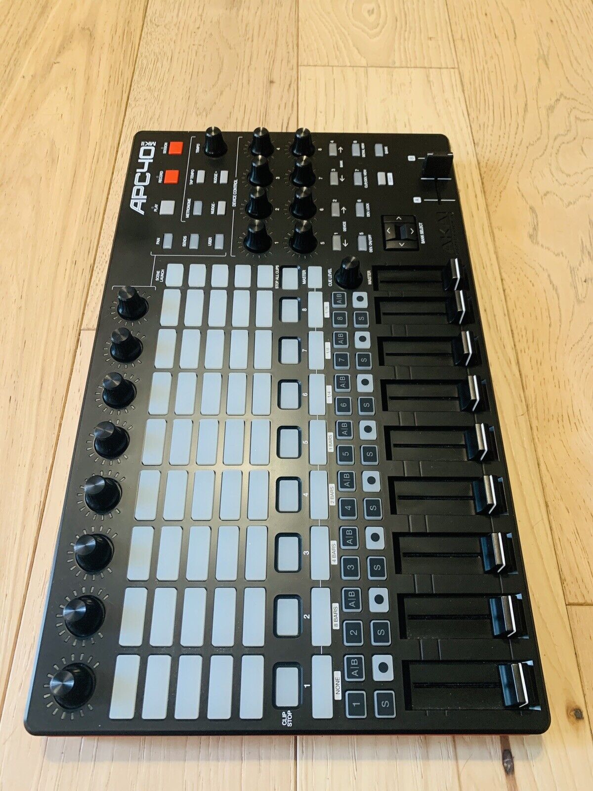 Akai Professional APC40 MK2 Midi Performance Controller, with Deck saver cover - Fresh Stock Dated December 2025