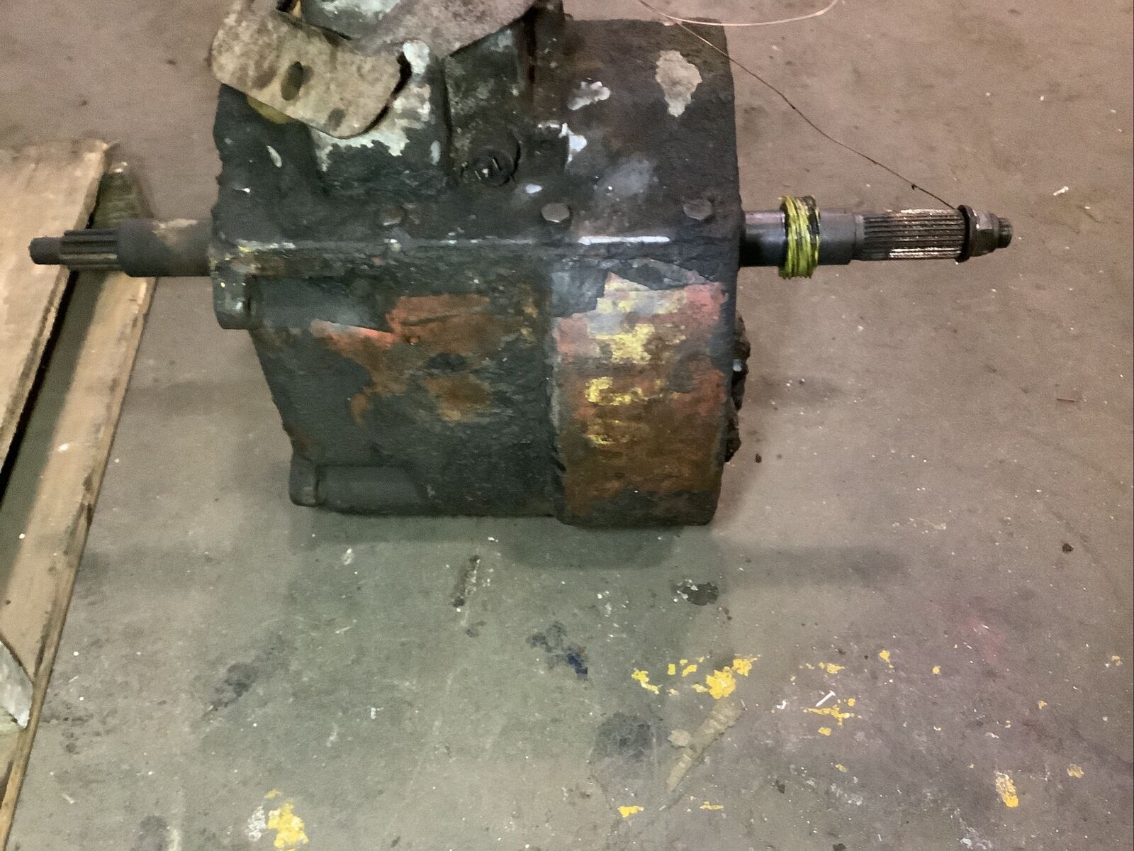 1967-1973 FORD F-SERIES TRUCK 4WD NP435 MANUAL 4 SPEED TRANSMISSION WITH SHIFTER - Fresh Stock Dated December 2025