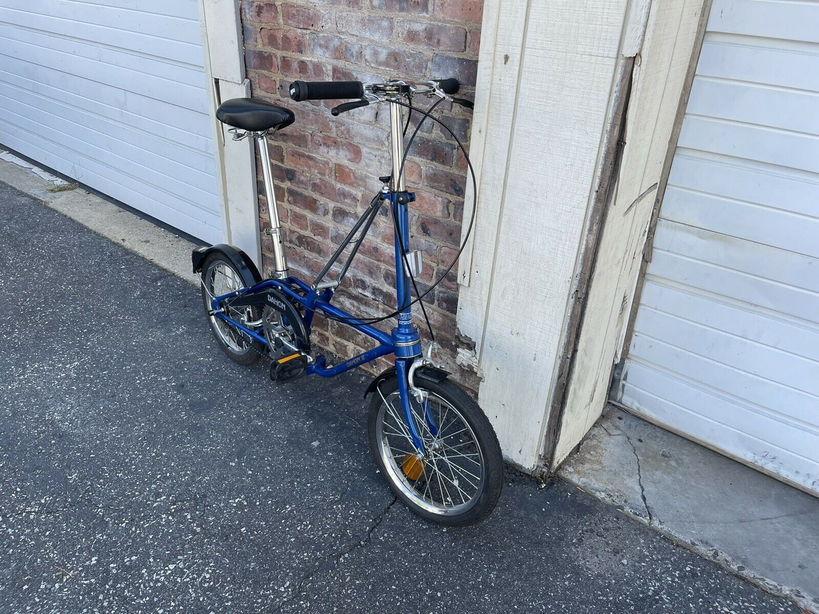 Dahon III 3 Speed Folding Bicycle - Fresh Stock Dated December 2025