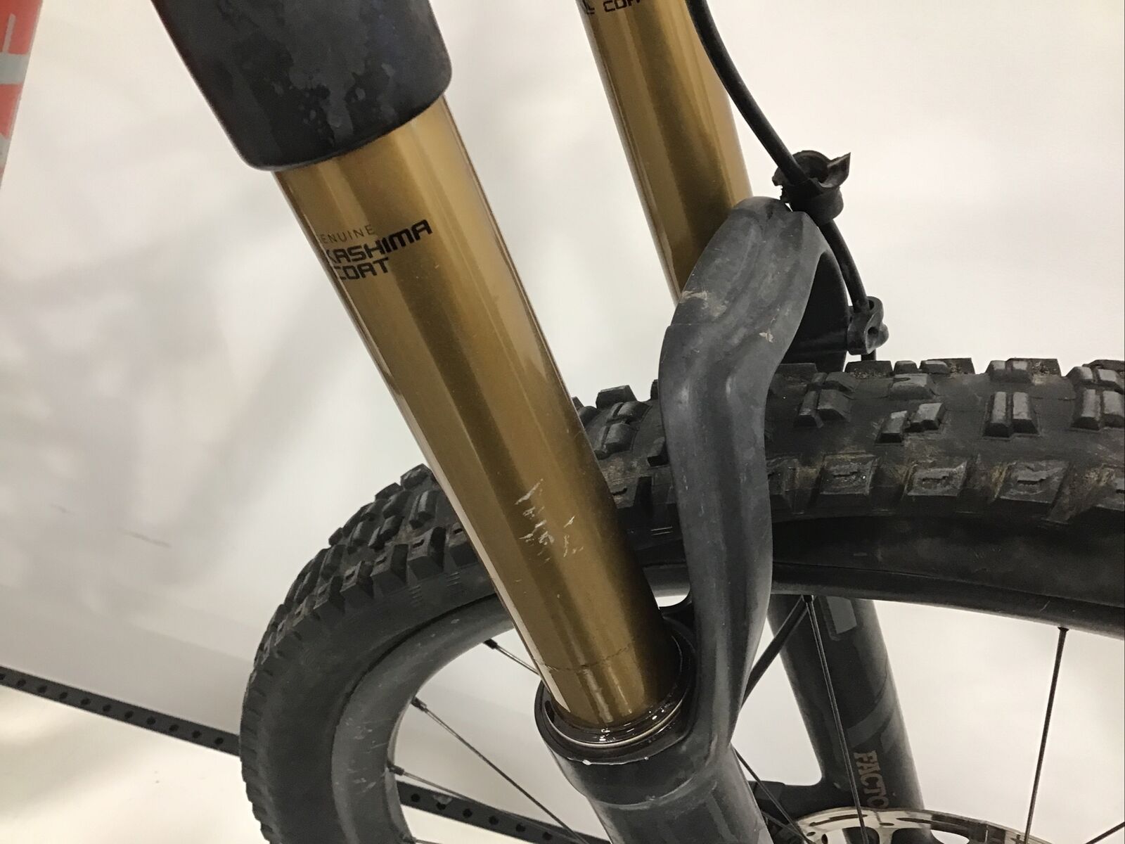 2019 Specialized Stumpjumper Pro Mountain Bike Medium 29
