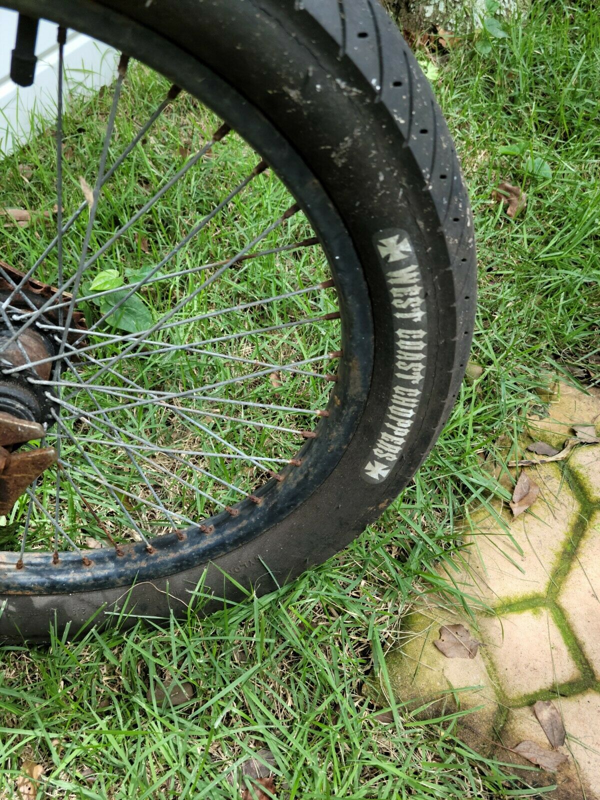 BIKE WEST COAST CHOPPERS RAT ROD THEMED PATINA RUST LOCATED IN HOLIDAY 34691 NR - Fresh Stock Dated January 2026