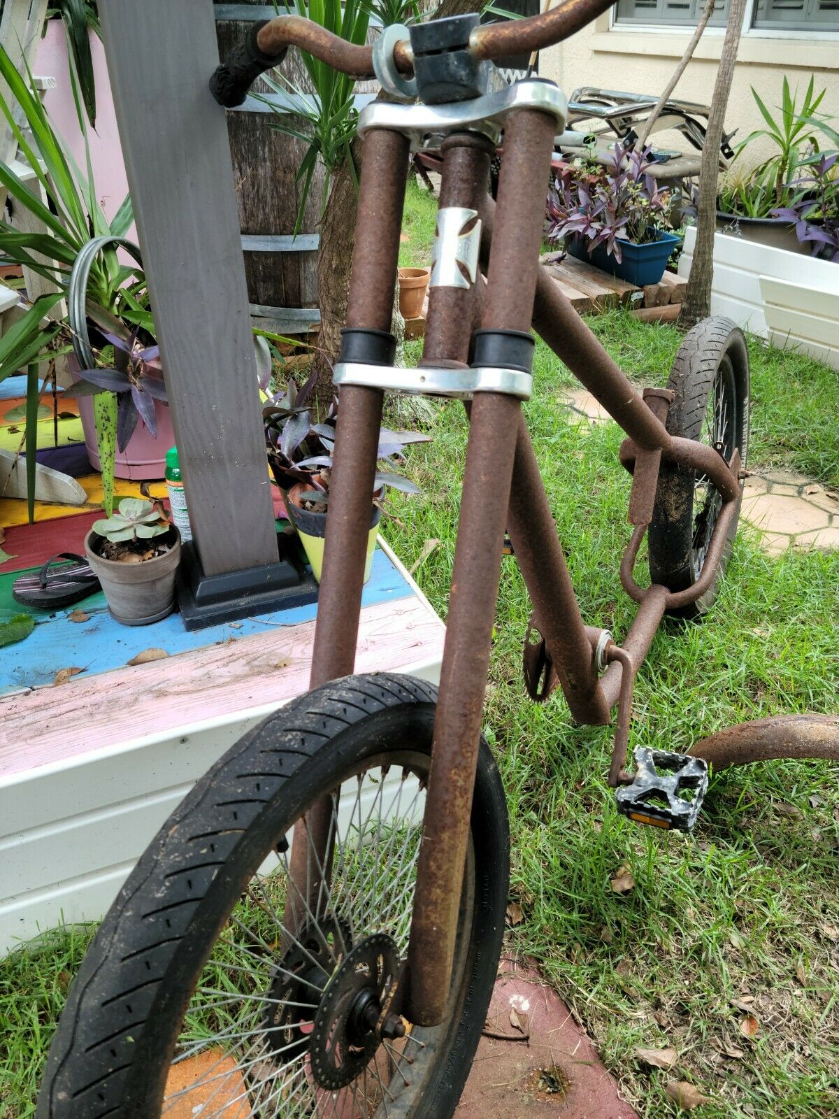 BIKE WEST COAST CHOPPERS RAT ROD THEMED PATINA RUST LOCATED IN HOLIDAY 34691 NR - Fresh Stock Dated January 2026