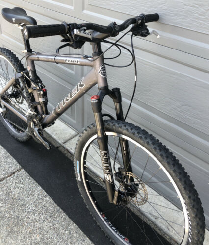 TREK Fuel 80 Full Suspension Mountain Bike XC  Rock Shox Bontrager WTB Shimano - Fresh Stock Dated December 2025
