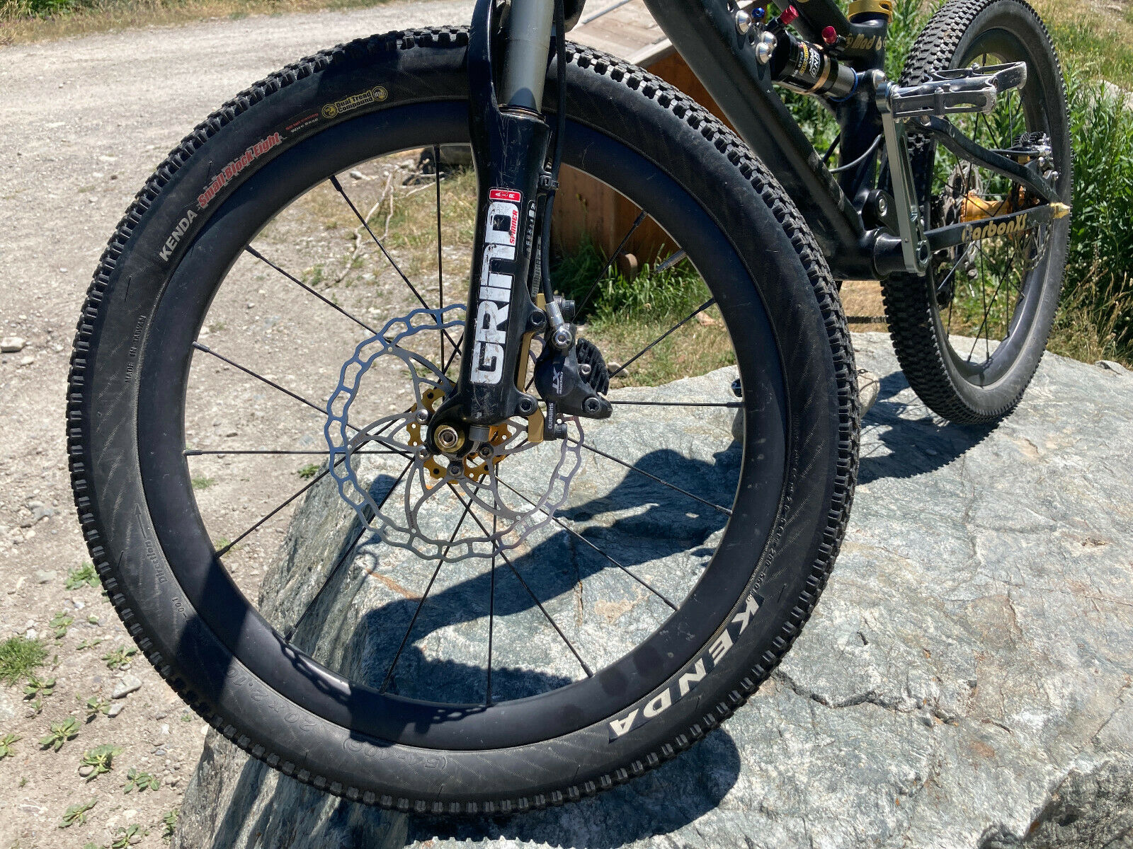 Carbon XS MAD6 very lightweight 20