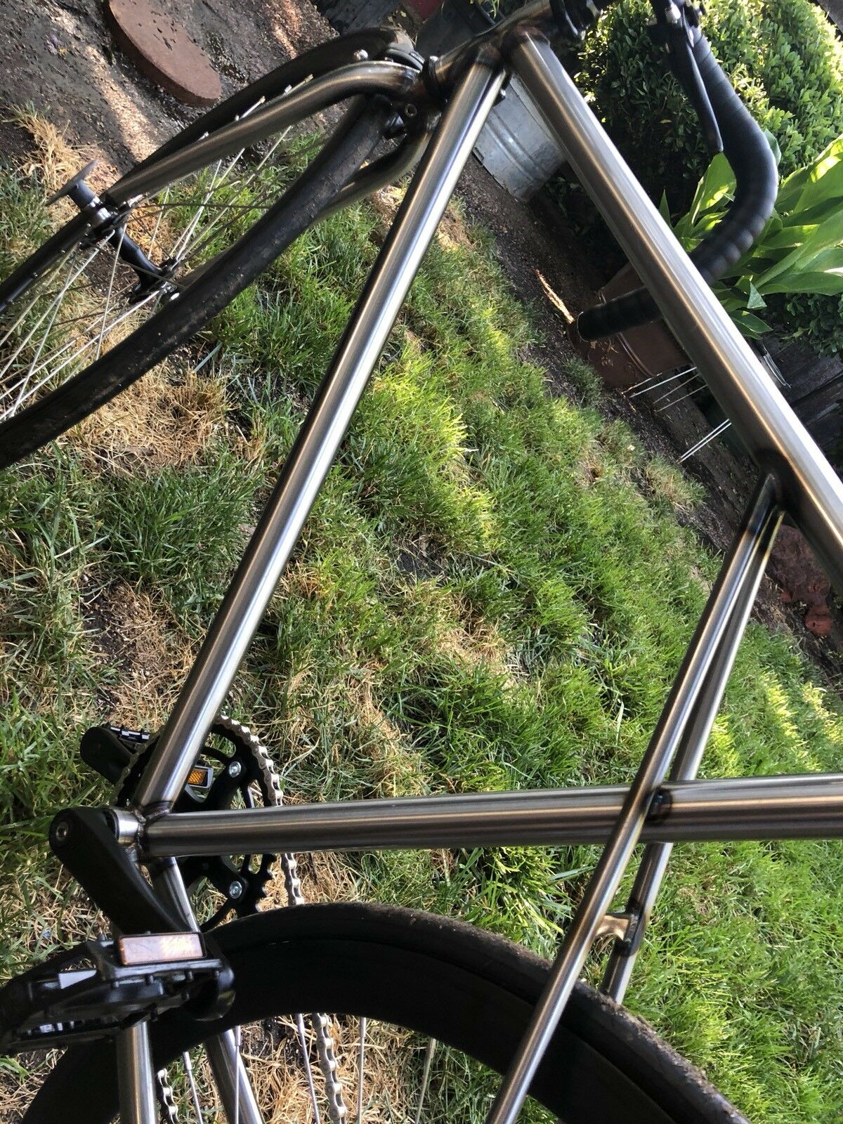 Vela Designed by RAW - Single Gear Bike - Brand Spankin’ New 'In Box' - Fresh Stock Dated January 2026