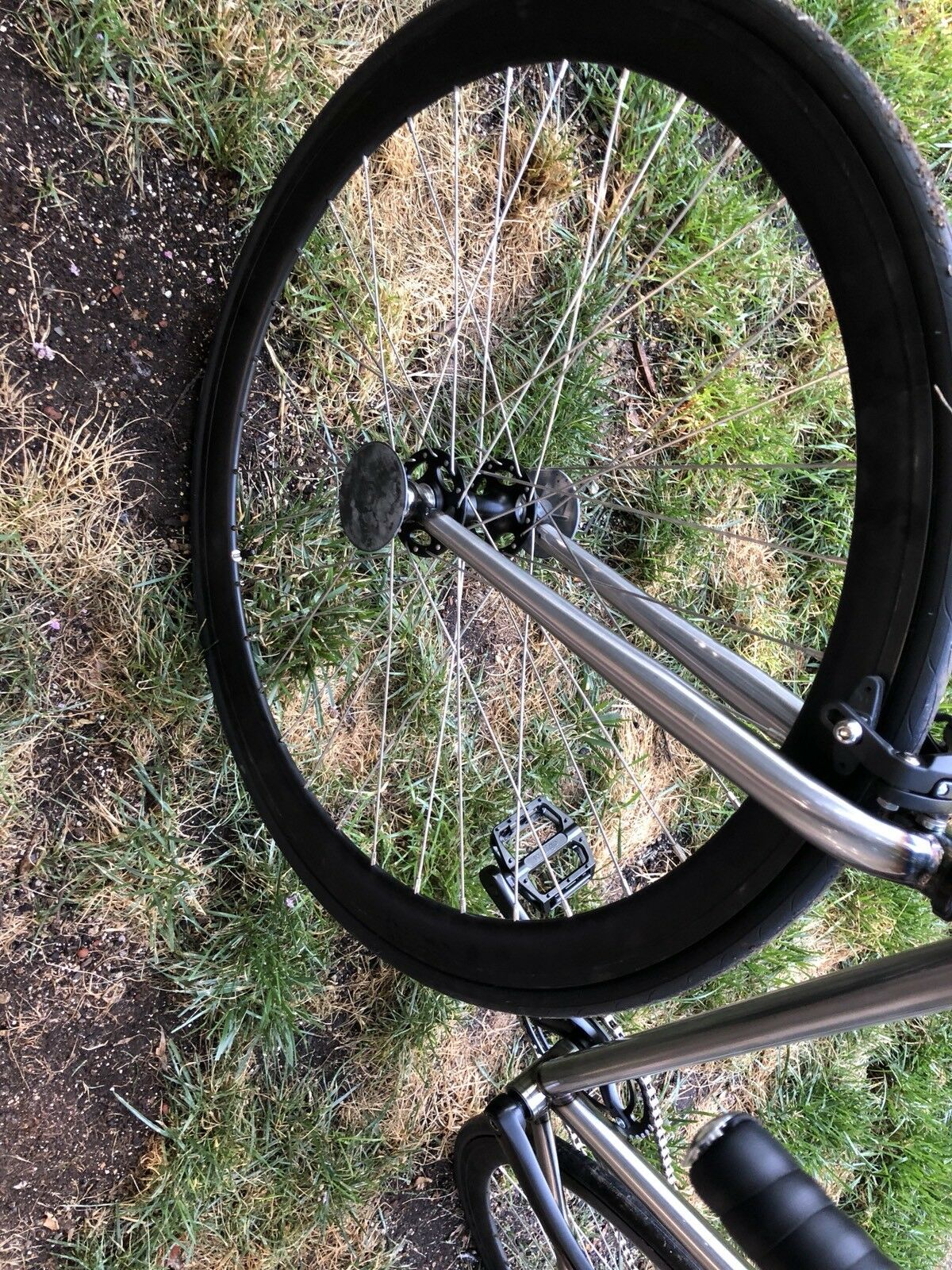 Vela Designed by RAW - Single Gear Bike - Brand Spankin’ New 'In Box' - Fresh Stock Dated January 2026