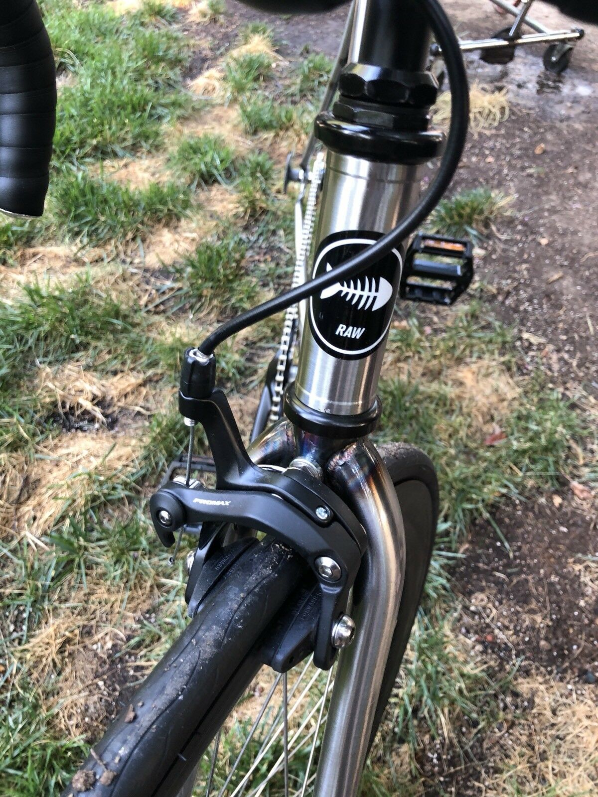 Vela Designed by RAW - Single Gear Bike - Brand Spankin’ New 'In Box' - Fresh Stock Dated January 2026