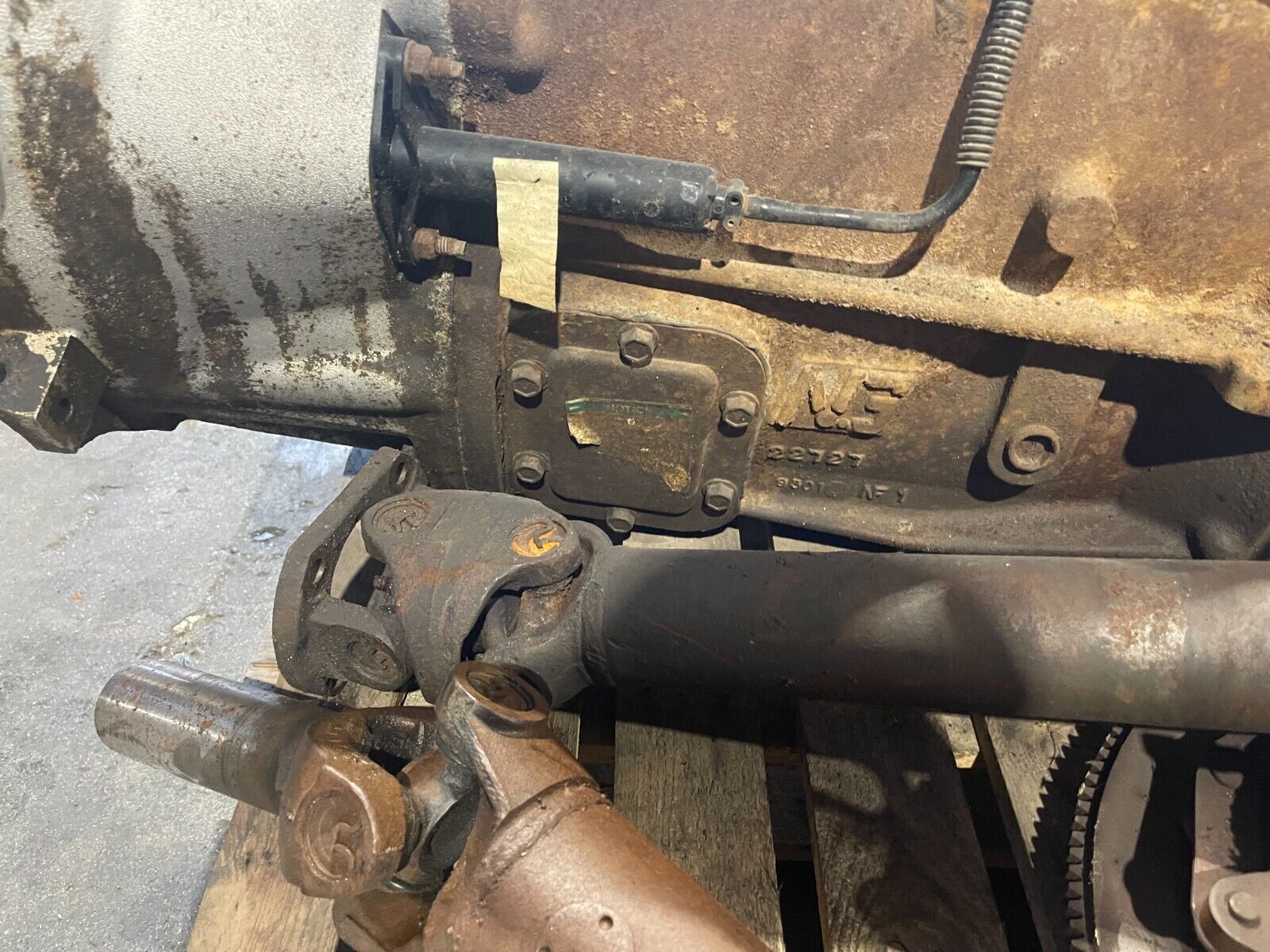 1998-2002 Dodge Ram 3500 5.9L Cummins 24 manual transmission conversion  av51825 - Fresh Stock Dated December 2025