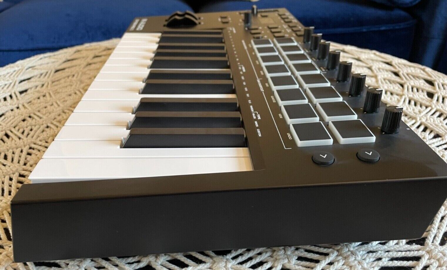 M-Audio Oxygen Pro 25 25-Key USB Powered MIDI DAW Controller Keyboard w/16 Pads - Fresh Stock Dated December 2025