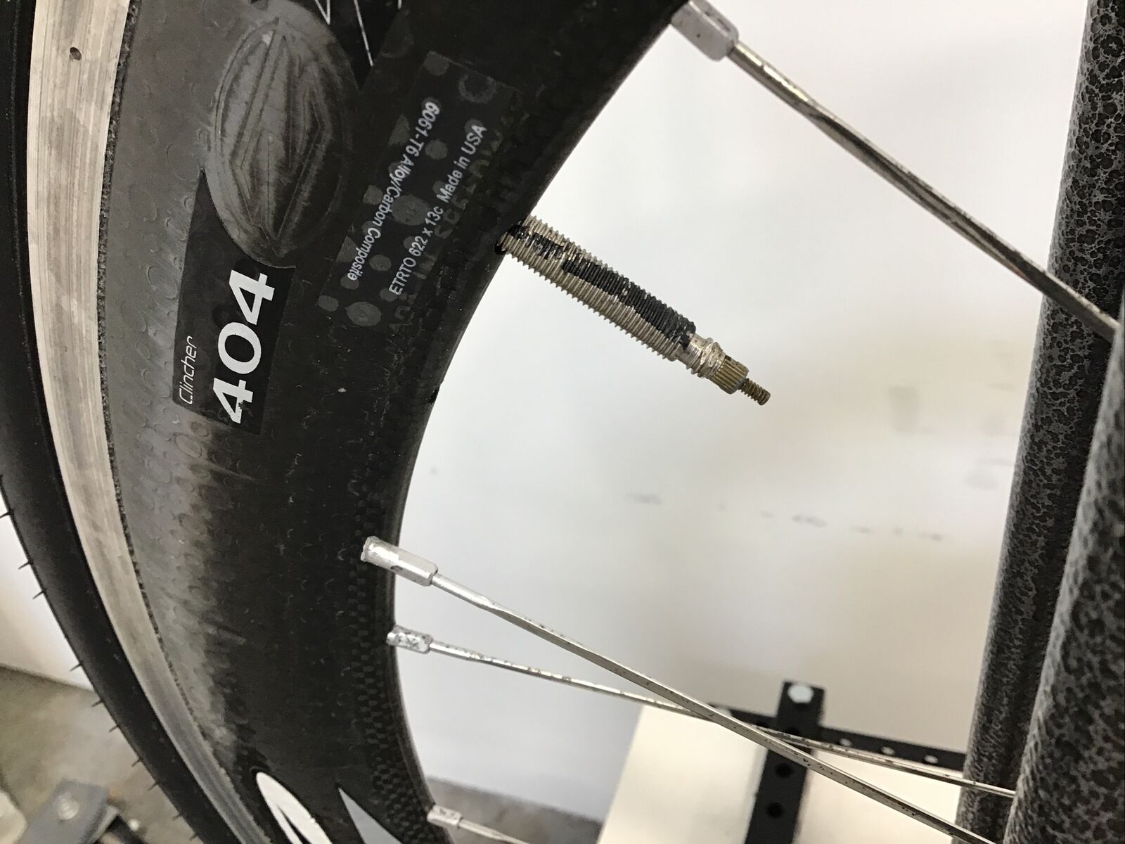 2011 Look 576 Aero Triathlon/TT Bike Medium Carbon SRAM Rival ZIPP 404 - Fresh Stock Dated January 2026