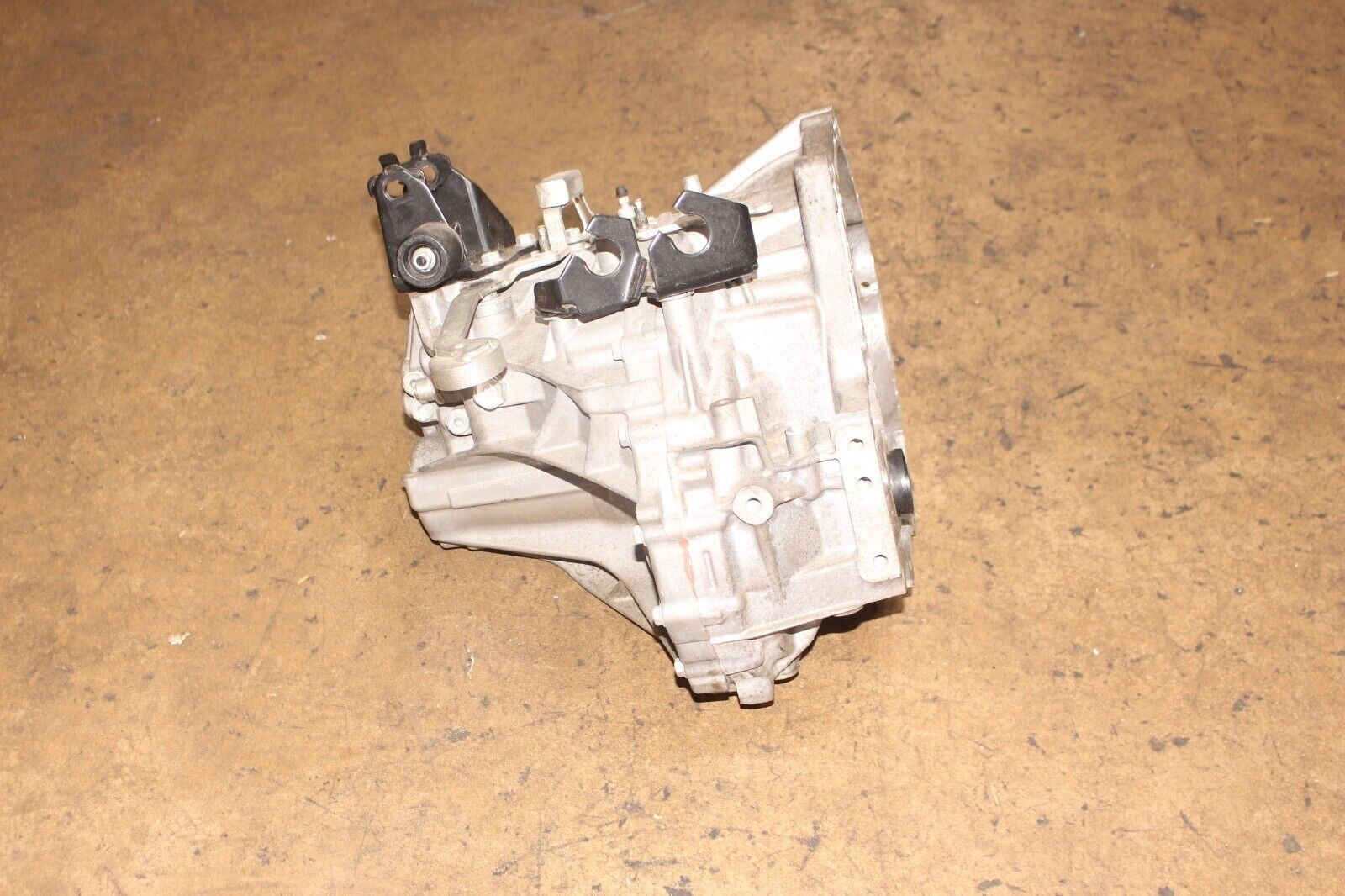 JDM 18 19 TOYOTA COROLLA IM 2016 SCION IM 6 SPEED MANUAL TRANSMISSION FWD 1.8L - Fresh Stock Dated December 2025