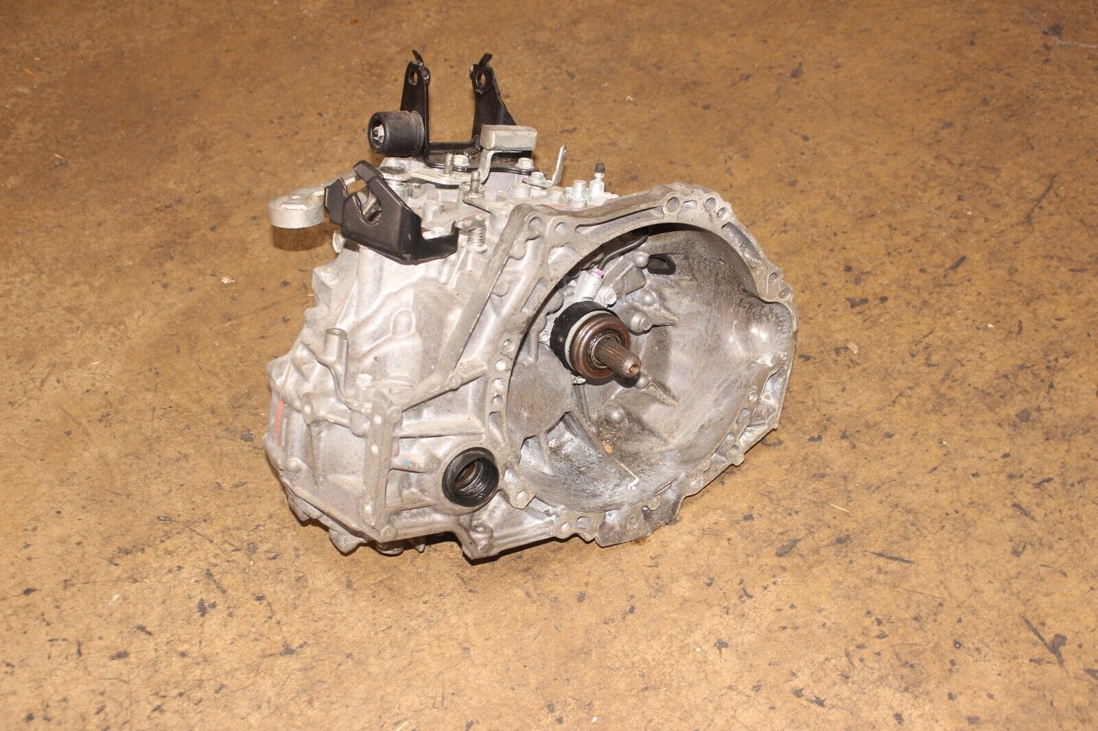 JDM 18 19 TOYOTA COROLLA IM 2016 SCION IM 6 SPEED MANUAL TRANSMISSION FWD 1.8L - Fresh Stock Dated December 2025