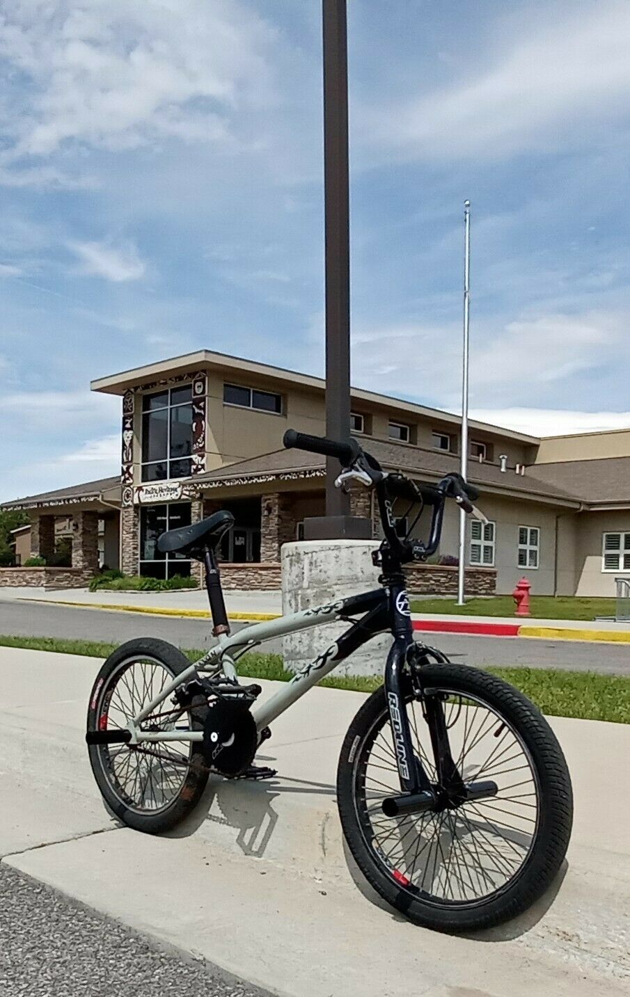 2004 Redline Recon BMX Stunt Bike. Refurbished. In Great Working Condition ;) - Fresh Stock Dated January 2026