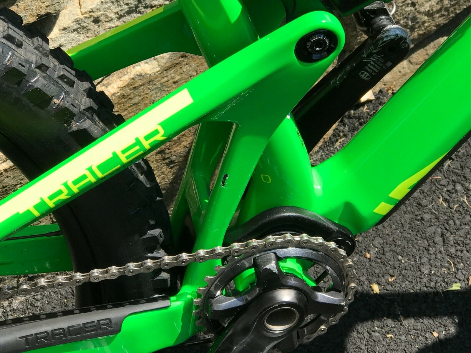 2018 Intense 275C Tracer. Large, Carbon Fiber Frame Custom Build Mountain Bike - Fresh Stock Dated December 2025