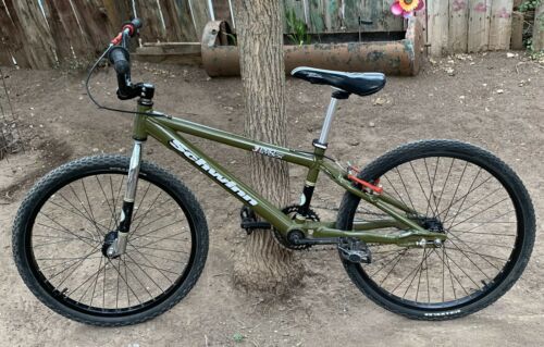 Schwinn Pro Stock 3 Cruiser 24” BMX Racing Bike - Fresh Stock Dated December 2025