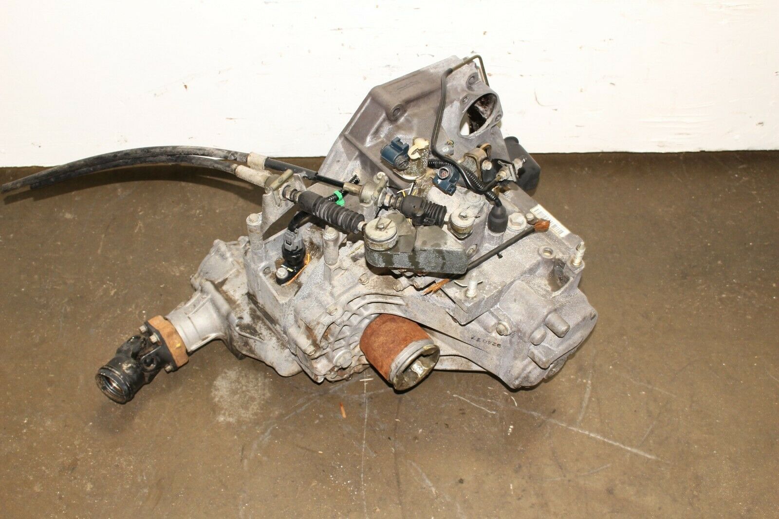 1997 1998 1999 2000 2001 HONDA CRV AWD B20B B20Z MANUAL TRANSMISSION 4X4 - Fresh Stock Dated December 2025