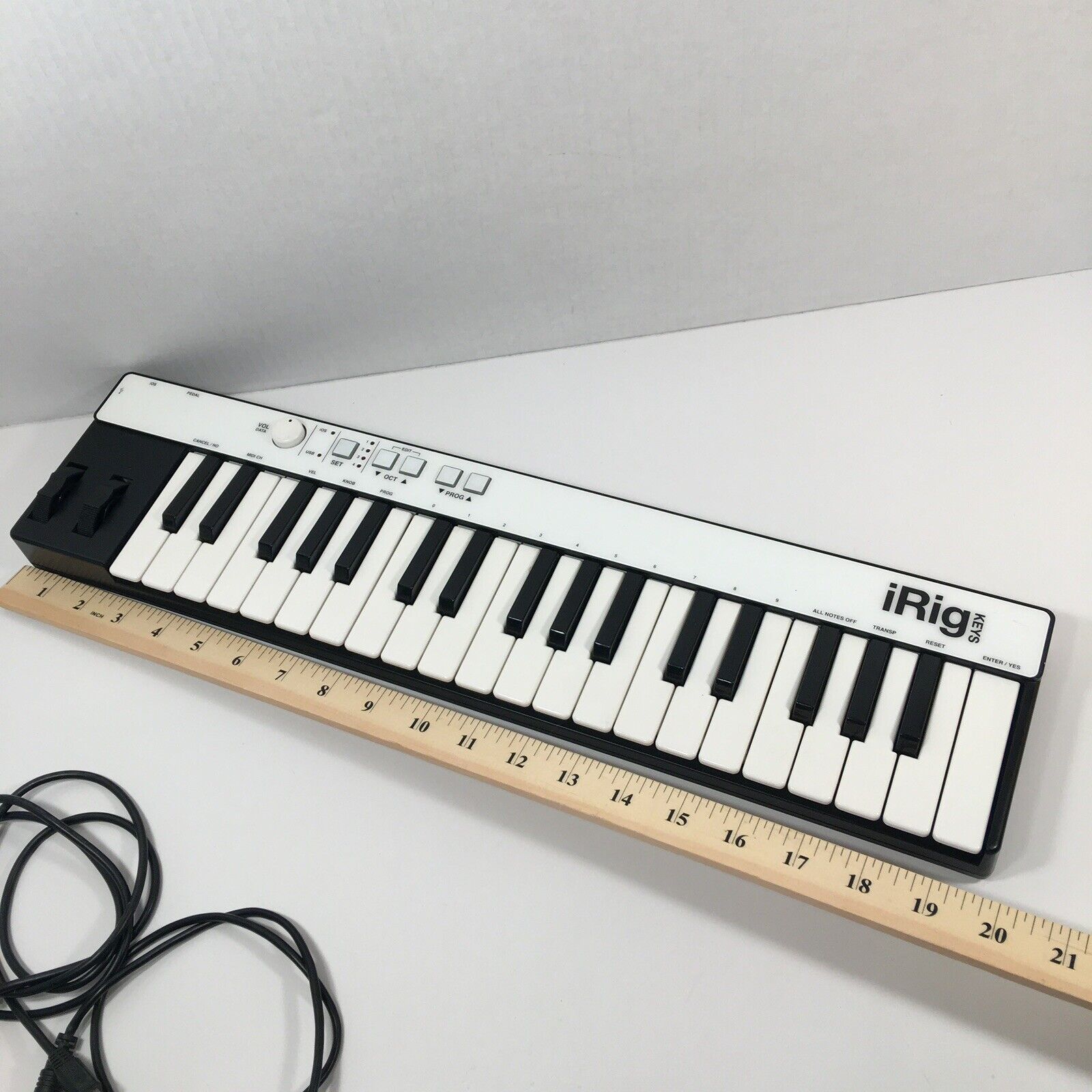 iRig Keys 37-Key Mini MIDI Keyboard Controller IK Multimedia w/Lightning Cable￼! - Fresh Stock Dated December 2025