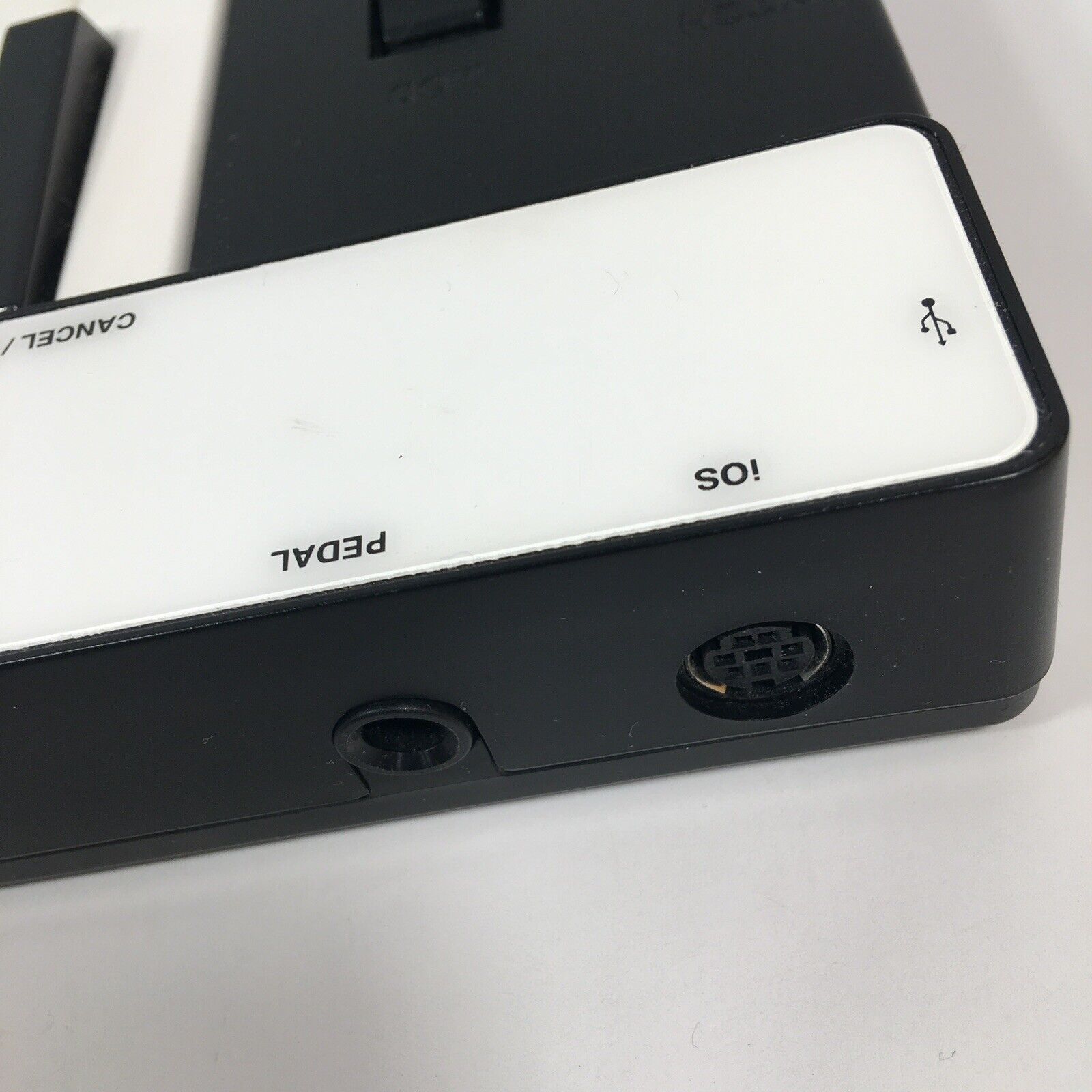 iRig Keys 37-Key Mini MIDI Keyboard Controller IK Multimedia w/Lightning Cable￼! - Fresh Stock Dated December 2025