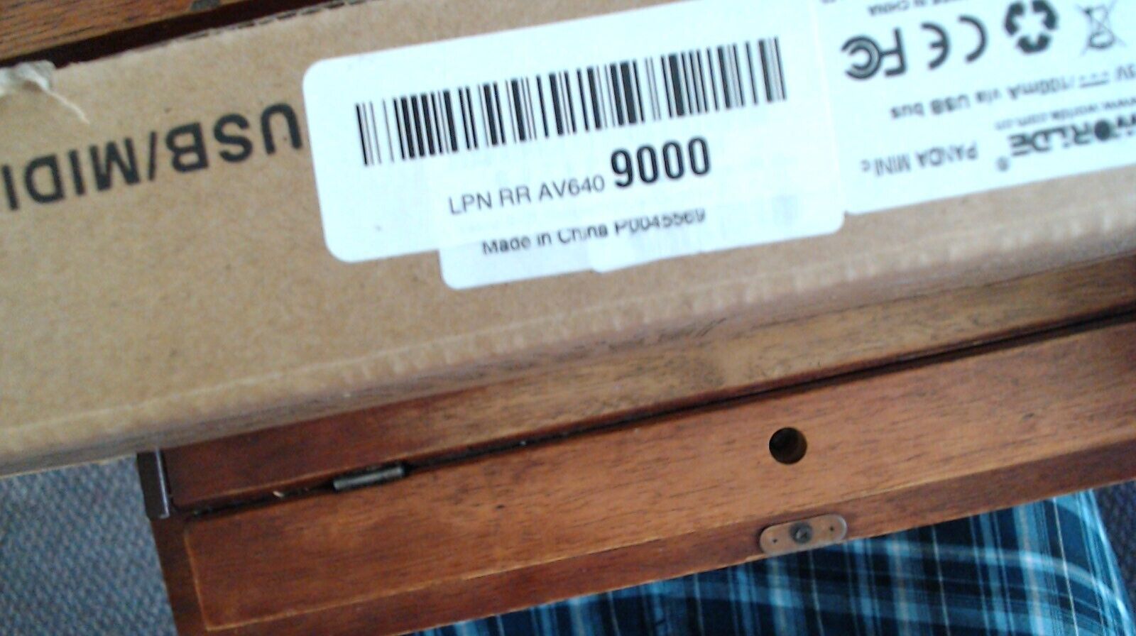 Worlde Panda Mini Black White 100mA 25 Key Portable USB MIDI Controller Keyboard - Fresh Stock Dated December 2025