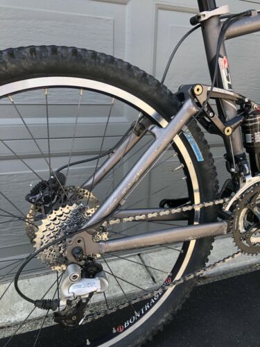 TREK Fuel 80 Full Suspension Mountain Bike XC  Rock Shox Bontrager WTB Shimano - Fresh Stock Dated December 2025
