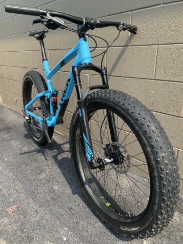 Trek Farley EX 8 21.5”/XL - Fresh Stock Dated December 2025