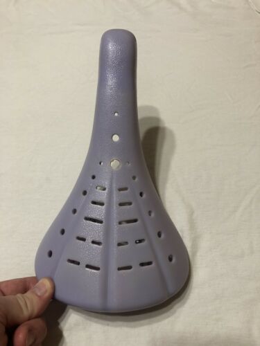 UNUSED LAVENDER BIKEWAY AERO VELO SEAT OLD SCHOOL BMX Gt Dyno Style - Fresh Stock Dated December 2025