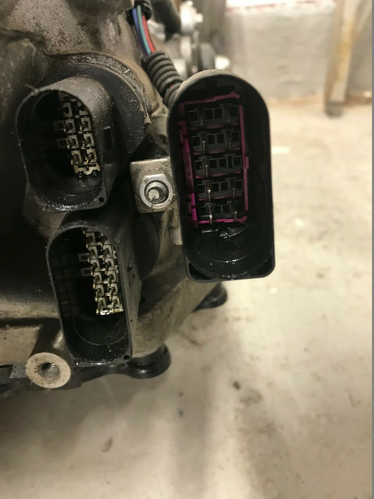 Porsche 2006 Cayenne v-8 S automatic transmission used 95530001021 - Fresh Stock Dated December 2025