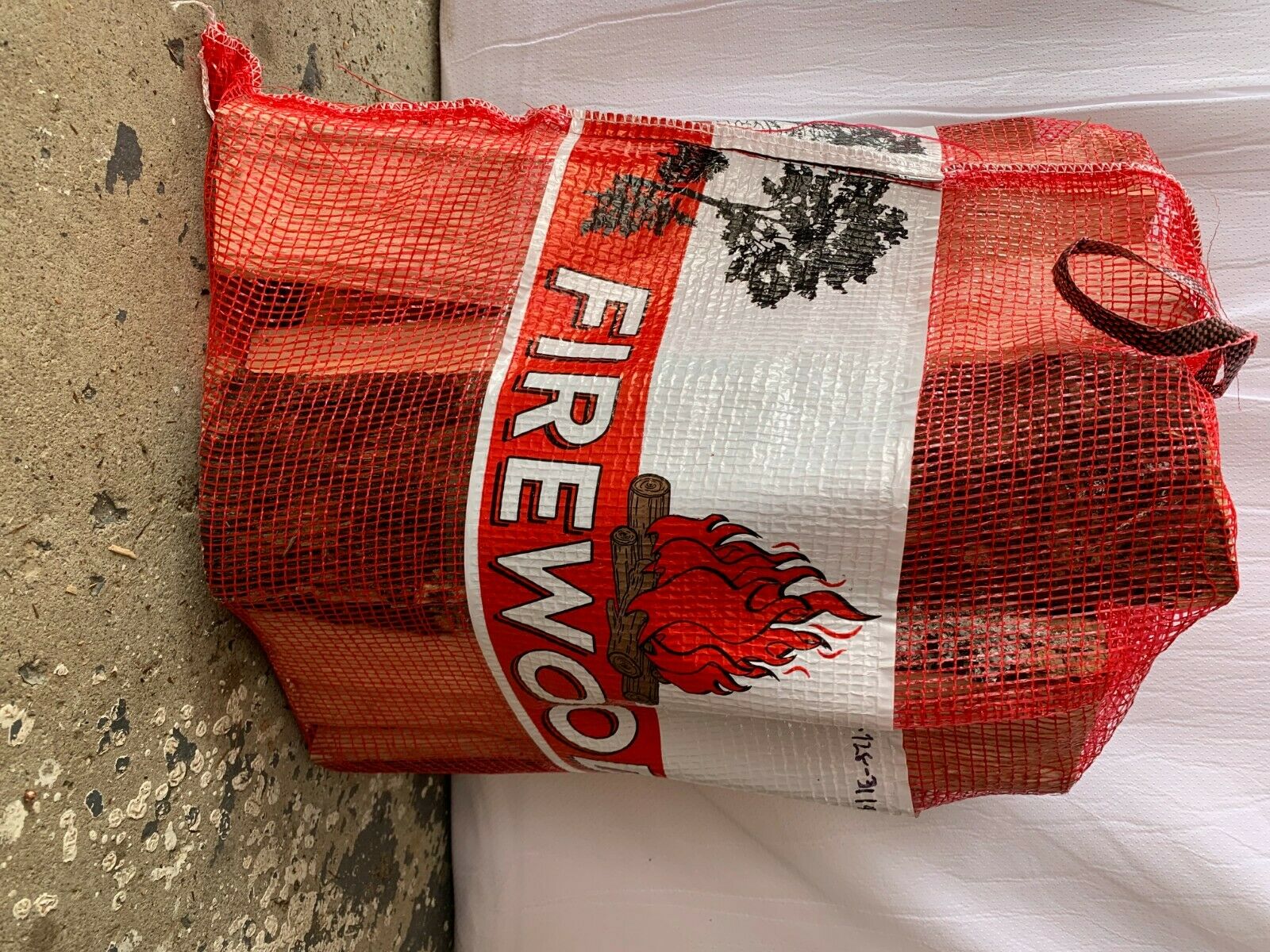 Firewood Bundles( quality wood) - Fresh Stock Dated December 2025