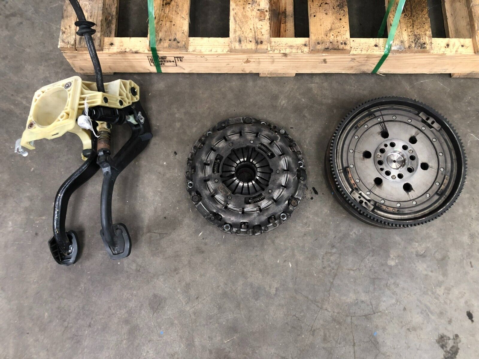 2008 BMW E60 535XI 3.0L MANUAL TRANSMISSION AWD 194K MILES, OEM LOT3224 - Fresh Stock Dated December 2025