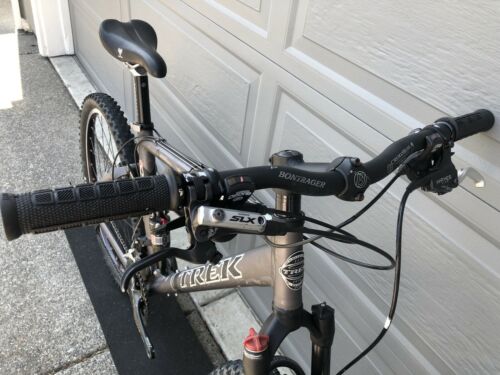 TREK Fuel 80 Full Suspension Mountain Bike XC  Rock Shox Bontrager WTB Shimano - Fresh Stock Dated December 2025