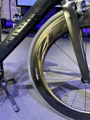 2020 Canyon Road Bike, Speedmax CF 8.0 - Fresh Stock Dated December 2025