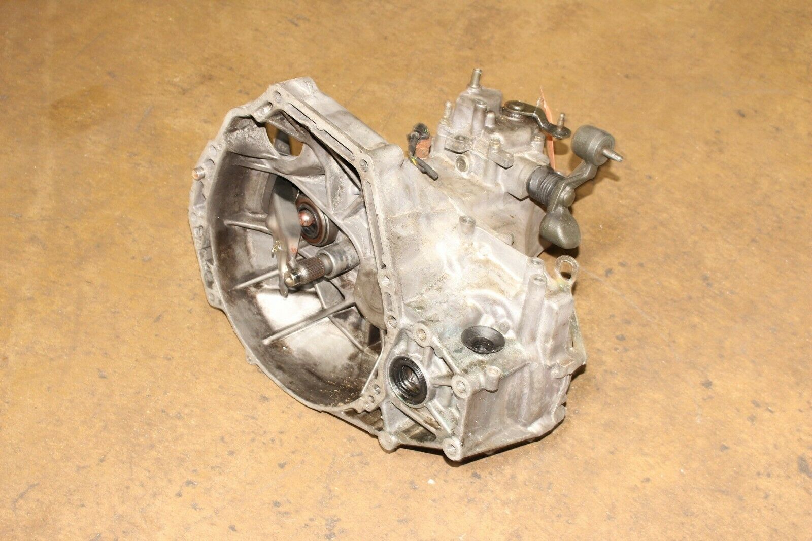 98 02 HONDA ACCORD 96 01 PRELUDE 5 SPEED MANUAL TRANSMISSION JDM H22A - Fresh Stock Dated December 2025