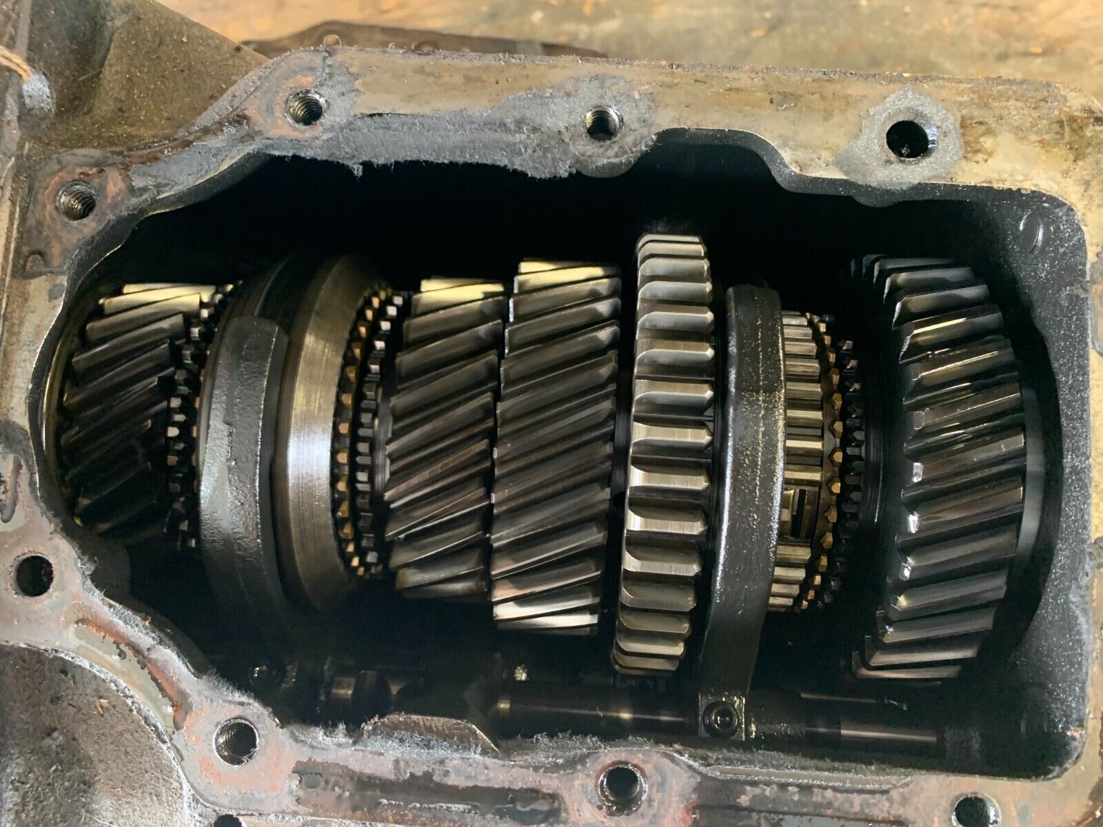 1965 FORD MUSTANG TOPLOADER WIDE RATIO 289 4Spd Transmission HEH-P - Fresh Stock Dated December 2025